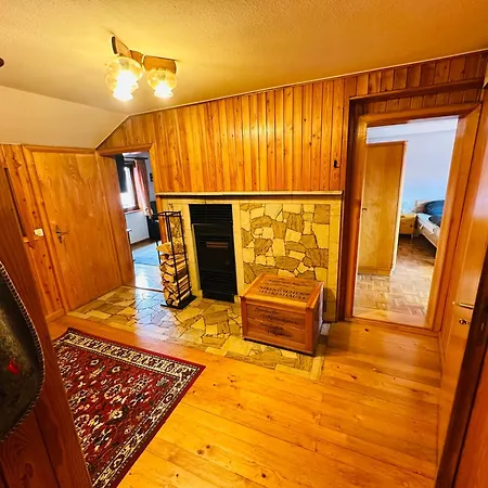 アパート Marie *